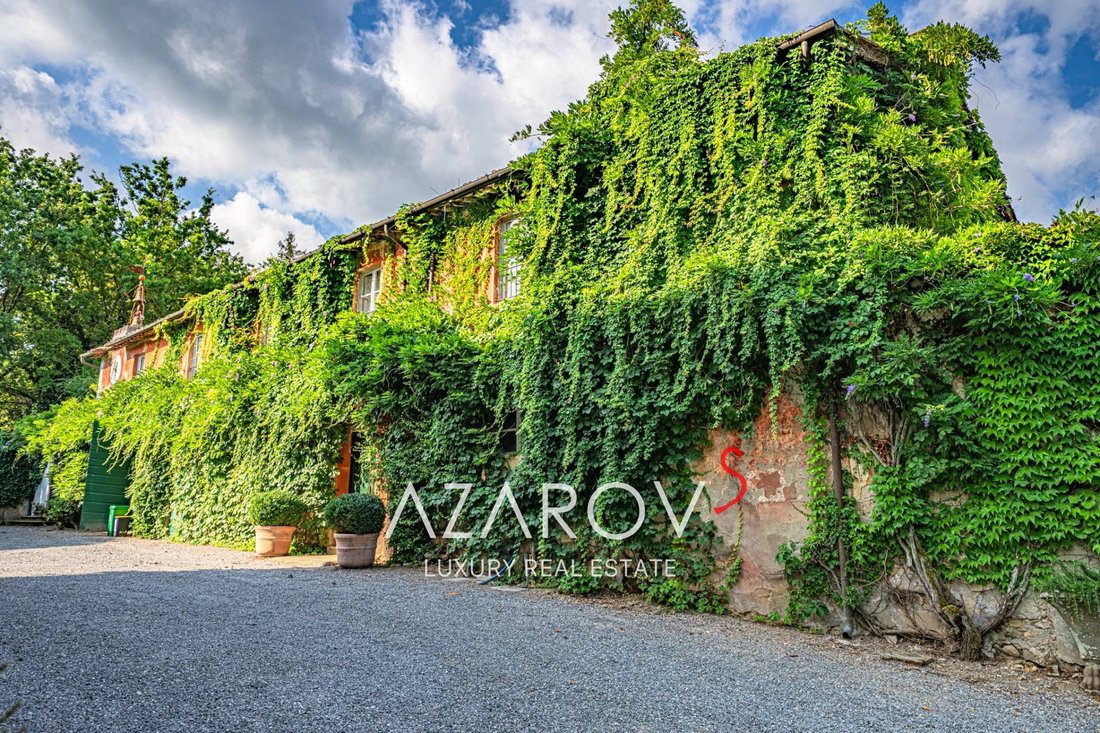 Villa in Compitese, Capannori, Tuscany 2 - 18559853