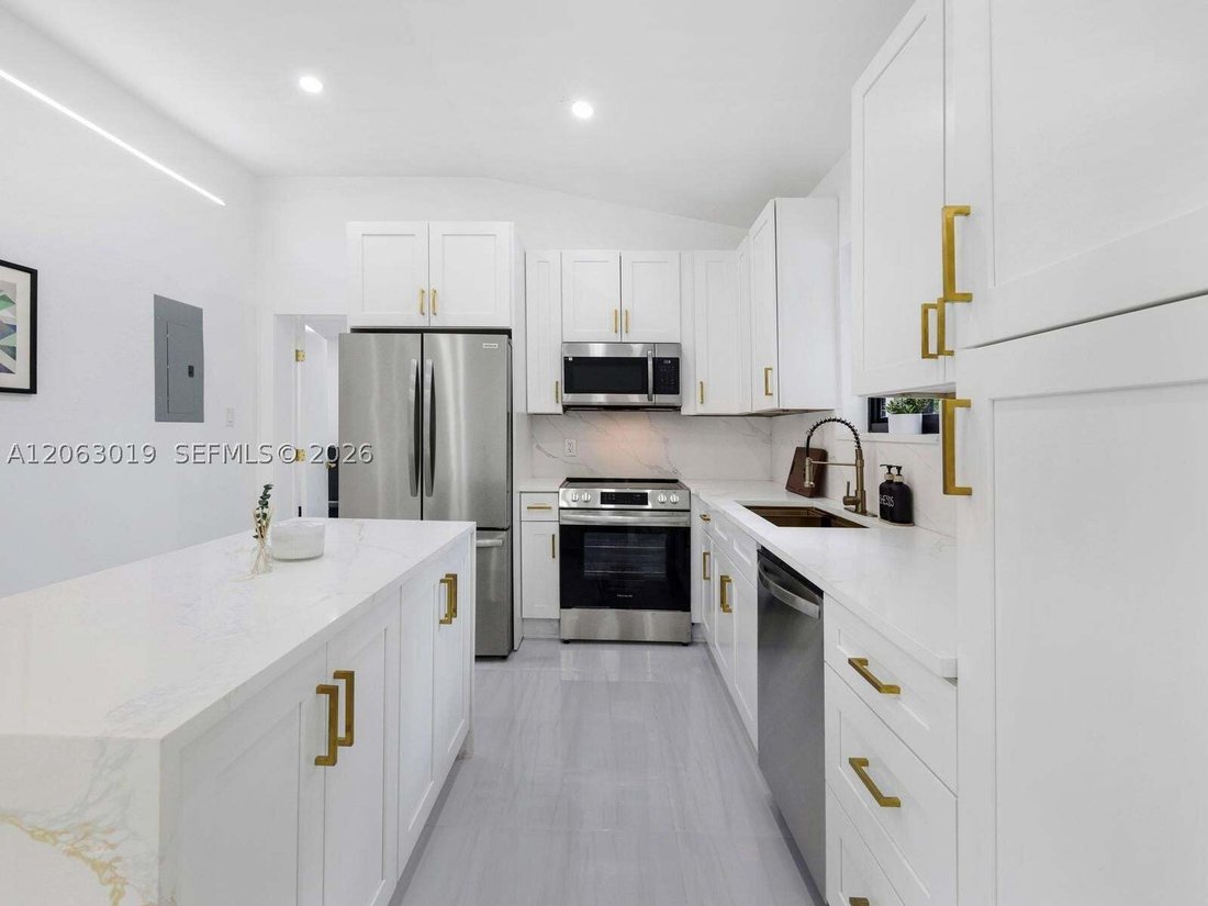House in Miami, Florida, United States 3 - 18562015