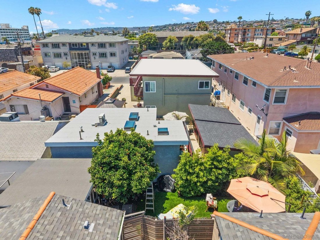 San Diego, California, United States 3 - 18565175