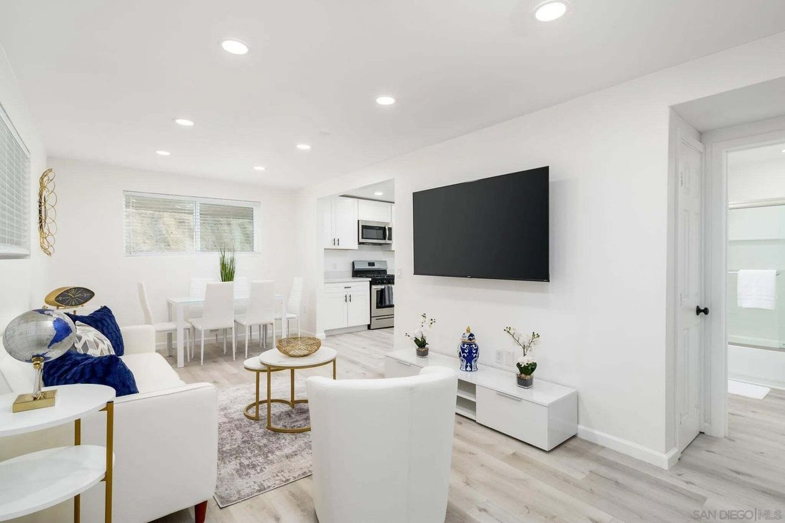 San Diego, California, United States 4 - 18562533