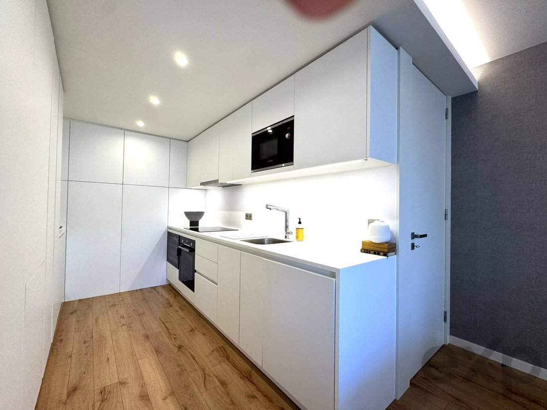 Apartment in Cedofeita, Santo Ildefonso, Se, Miragaia, Sao Nicolau e Vitoria, Porto District, Portugal 4 - 18563889