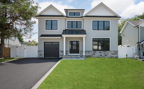 House in Salisbury, New York, United States 1