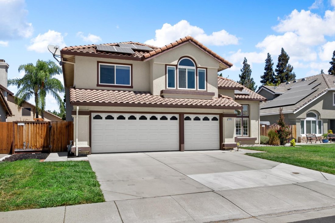 House in Tracy, California, United States 3 - 18558853