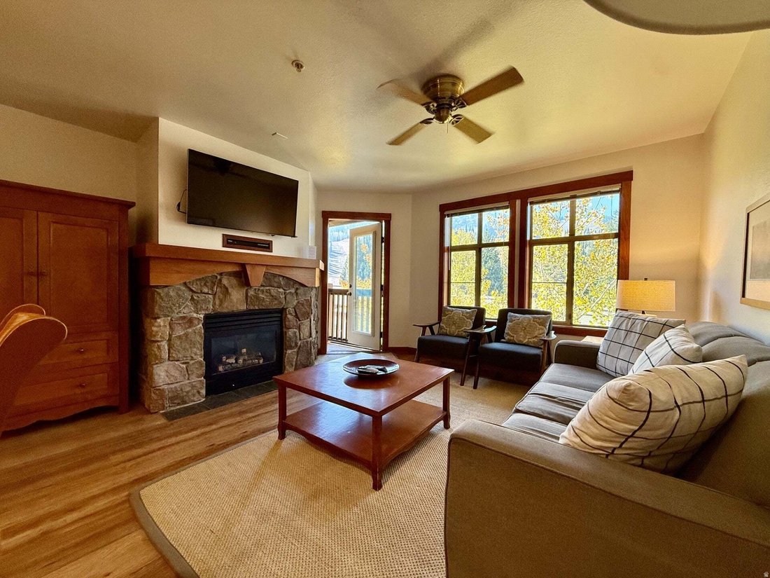 Condo in Cottonwood Heights, Utah, United States 1 - 18561428
