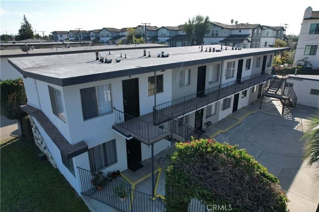 Orange, California, United States 5 - 18562458