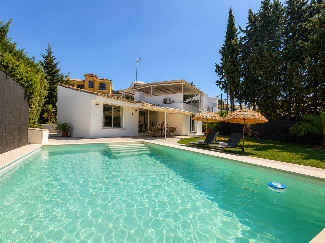 Villa in Estepona, Andalusia, Spain 1 - 18565377