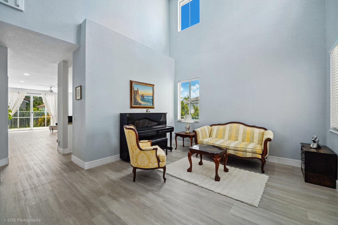 House in Weston, Florida, United States 3 - 18564922