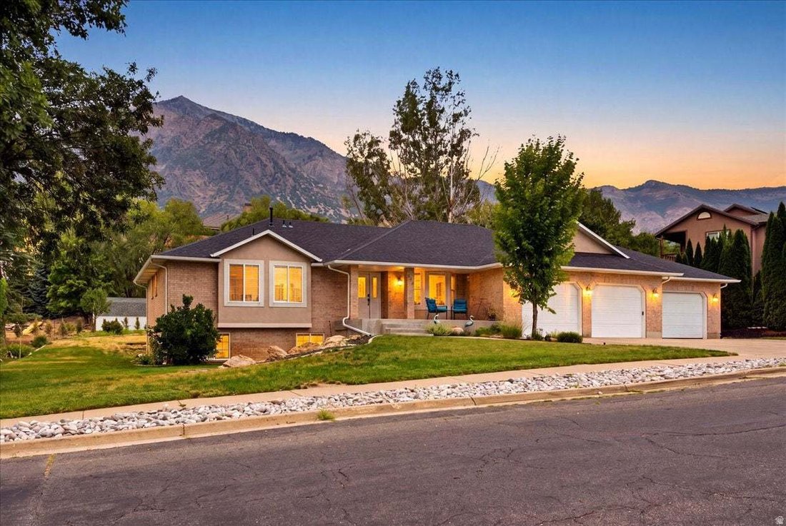 House in Ogden, Utah, United States 1 - 18561426