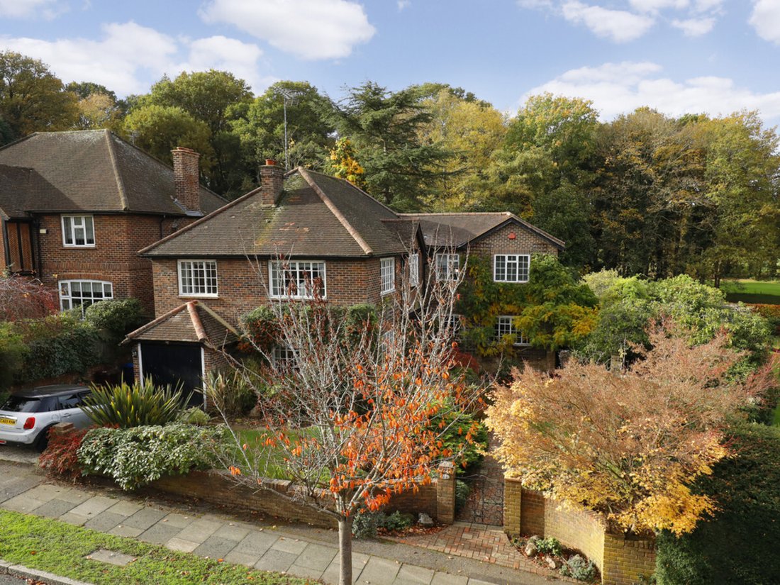 House in Copse Hill, Merton, England 1 - 18562745