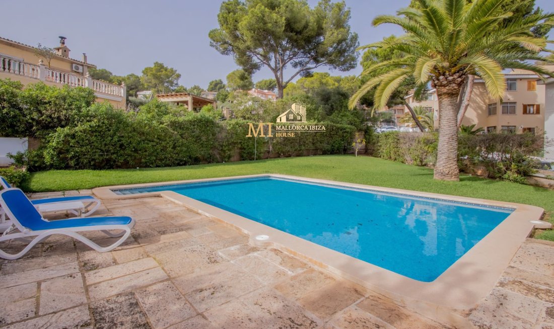 Townhouse in Santa Ponsa, Balearic Islands, Spain 1 - 18559964