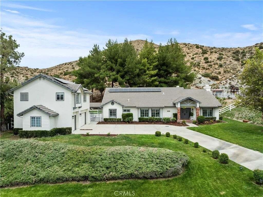 House in Acton, California, United States 1 - 18559197
