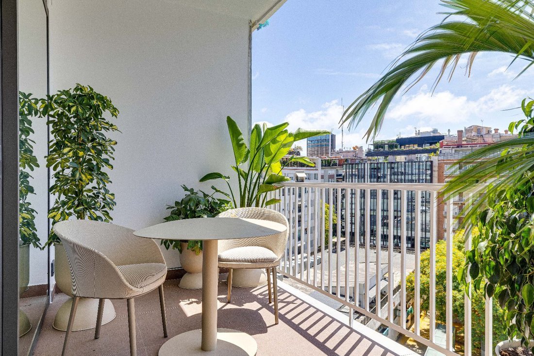 Apartment in Sarrià-Sant Gervasi, Barcelona, Spain 1 - 18558248