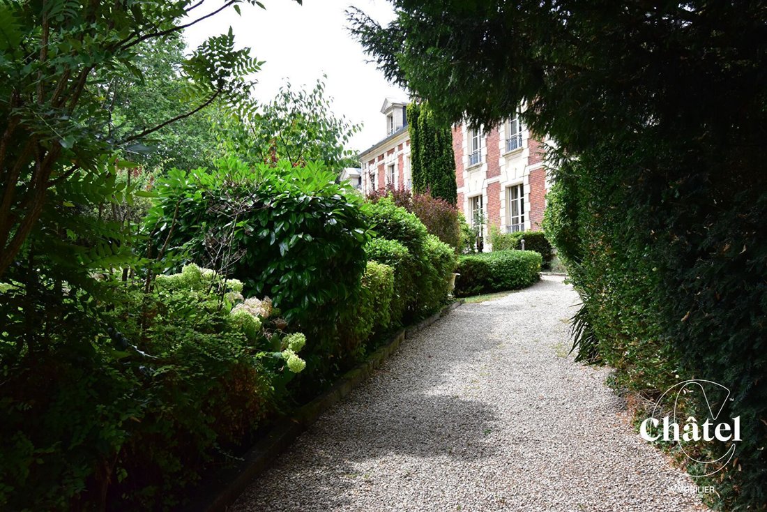 Villa in Chantilly, Hauts-de-France, France 2 - 18565498
