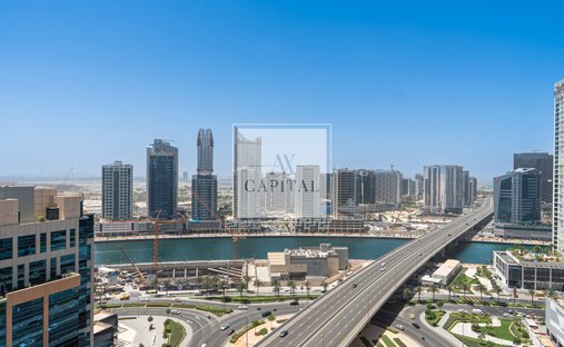 Apartment in JLT / Jumeirah Lakes Towers, Dubai, United Arab Emirates 1