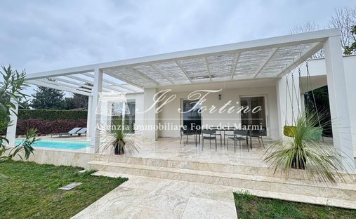Villa in Caranna-Vaiana, Forte dei Marmi, Tuscany 1