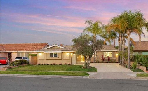 House in Los Alamitos, California, United States 1