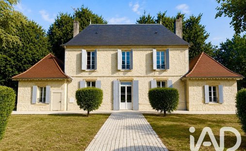 House in Pineuilh, Nouvelle-Aquitaine, France 1