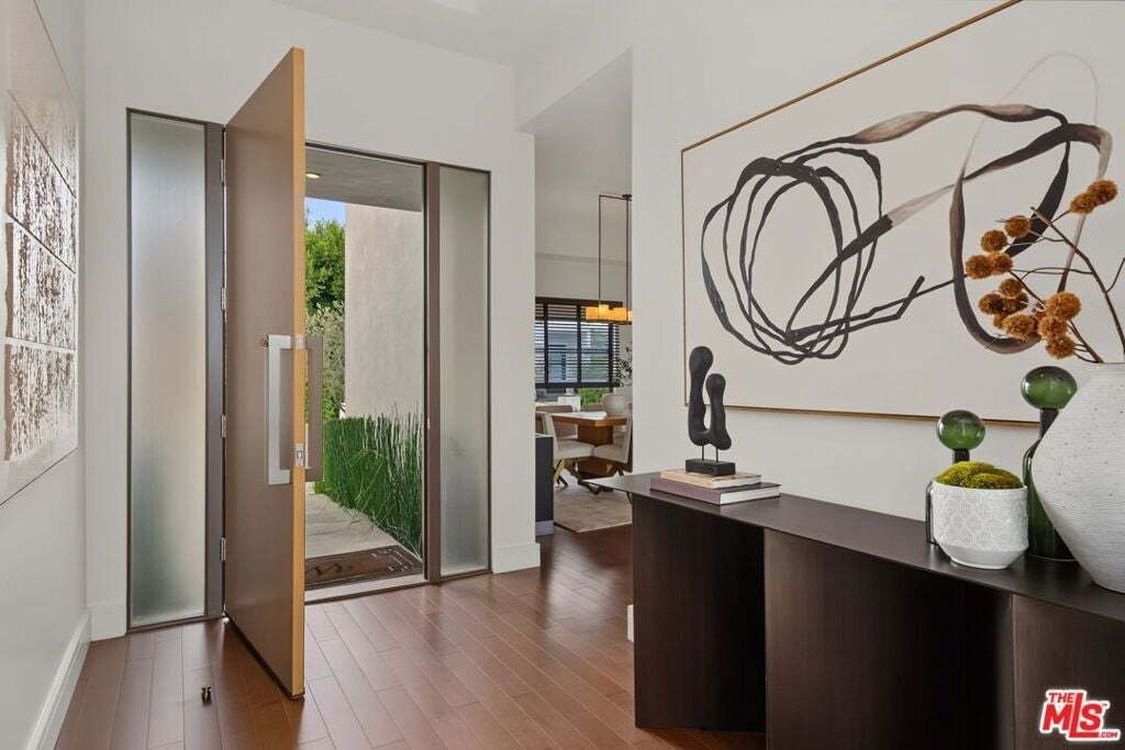 House in Los Angeles, California, United States 5 - 18561189