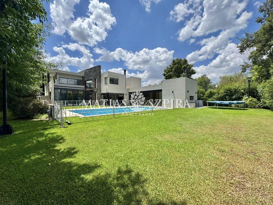 House in General Rodríguez, Buenos Aires Province, Argentina 1 - 18560567