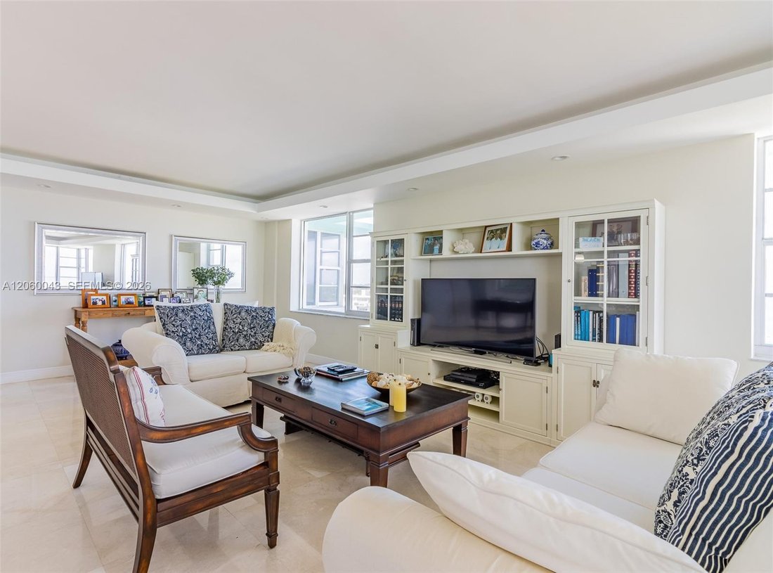 Condo in Miami Beach, Florida, United States 3 - 18562894