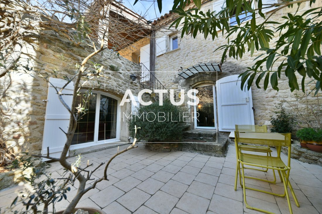 House in Cornillon-Confoux, Provence-Alpes-Côte d'Azur, France 2 - 18559746