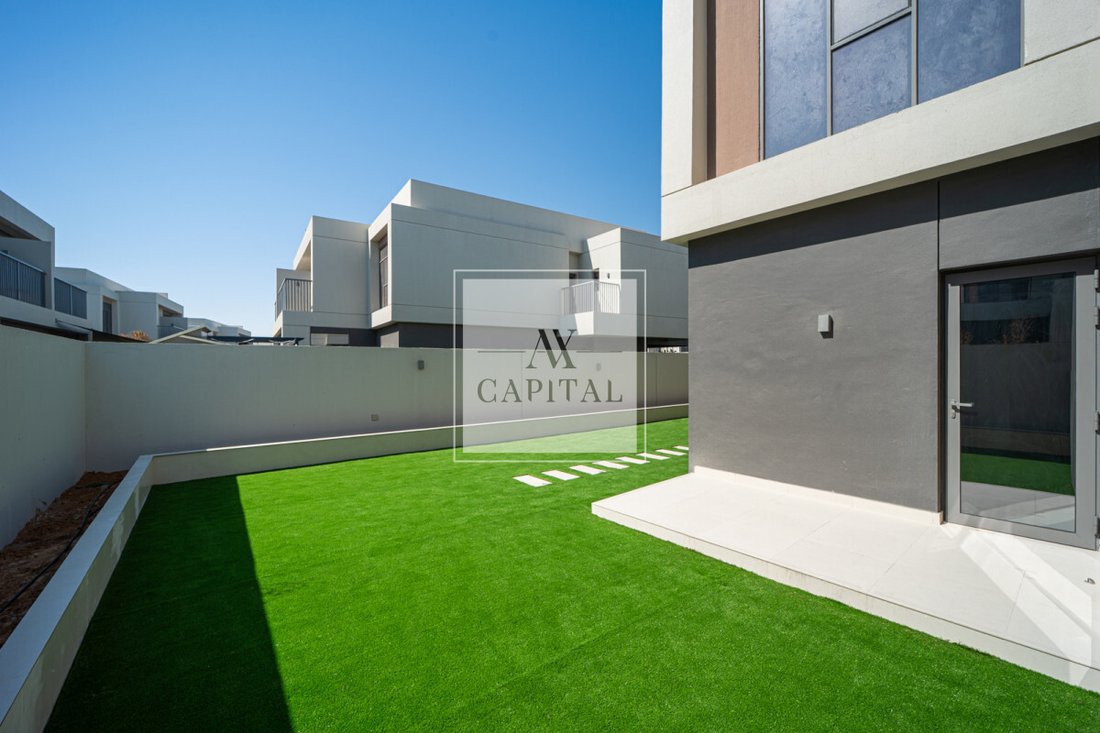Villa in Al Barsha South 5, Al Barsha, Dubai 2 - 18563642