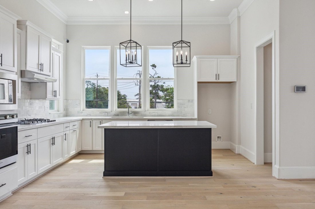 House in Houston, Texas, United States 2 - 18562978