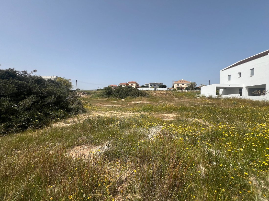 Land in Agios Athanasios, Limassol, Cyprus 1 - 14403907