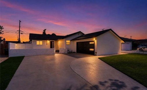 House in Stanton, California, United States 1