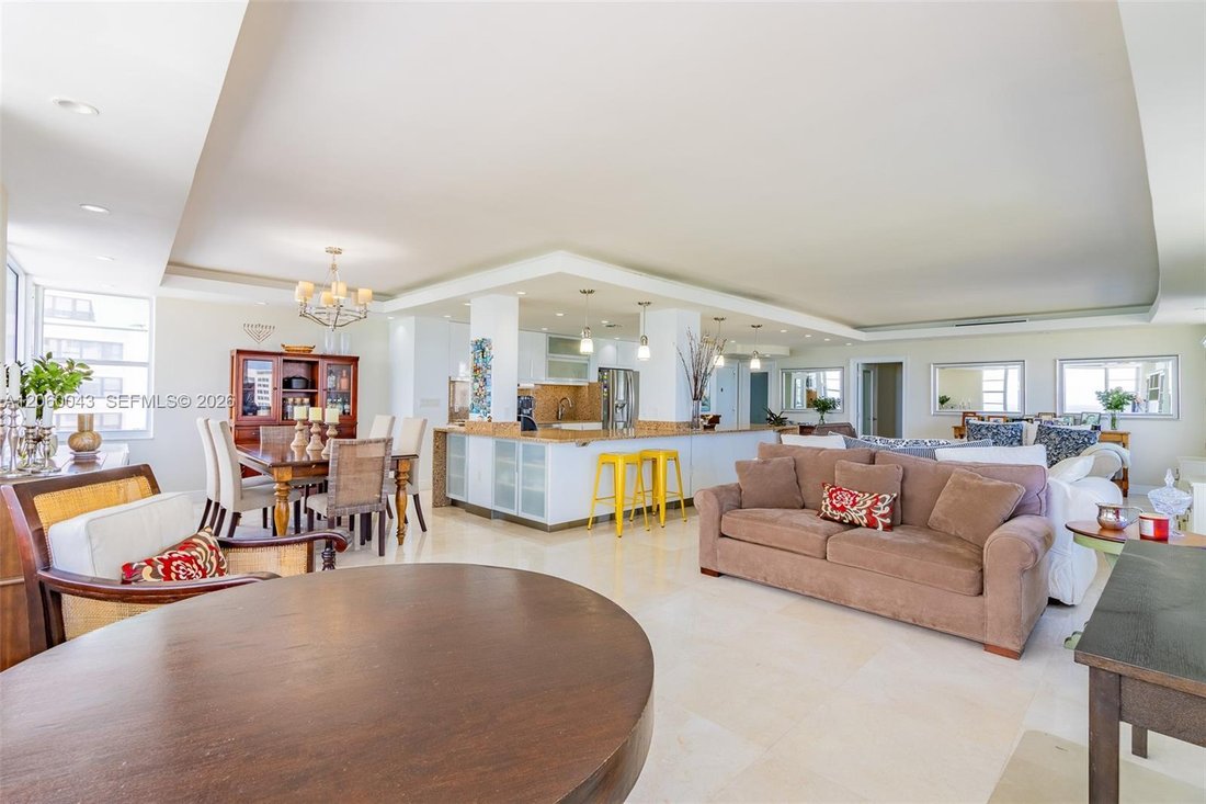 Condo in Miami Beach, Florida, United States 4 - 18562894