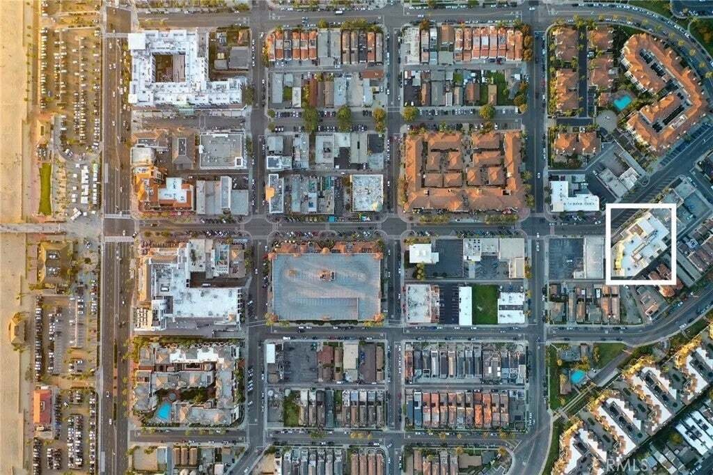 Condo in Huntington Beach, California, United States 3 - 18559141