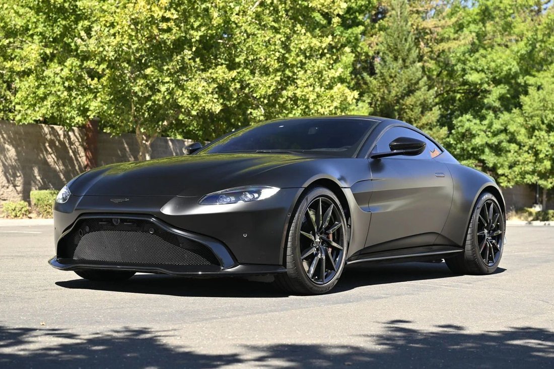 Coupe in Sacramento, CA, United States 3 - 18563665