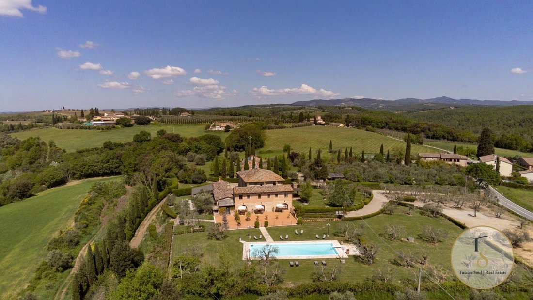 Country House in Siena, Tuscany, Italy 1 - 17061746