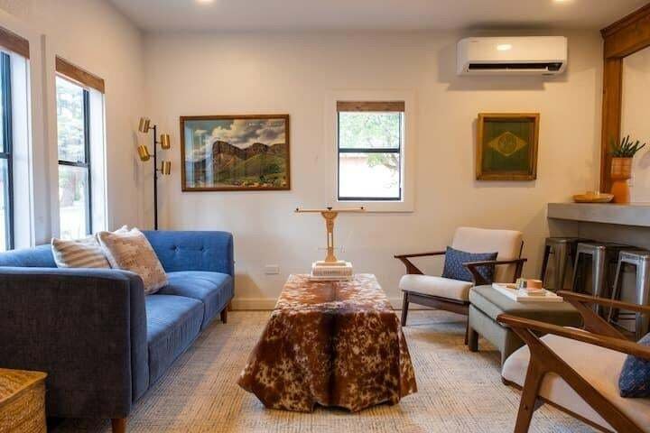 House in Marfa, Texas, United States 4 - 18562855