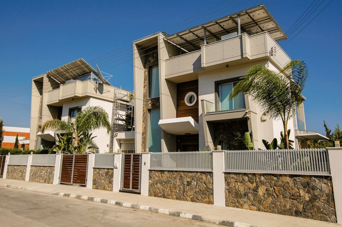 Villa in Agios Tychon, Limassol, Cyprus 2 - 14615036