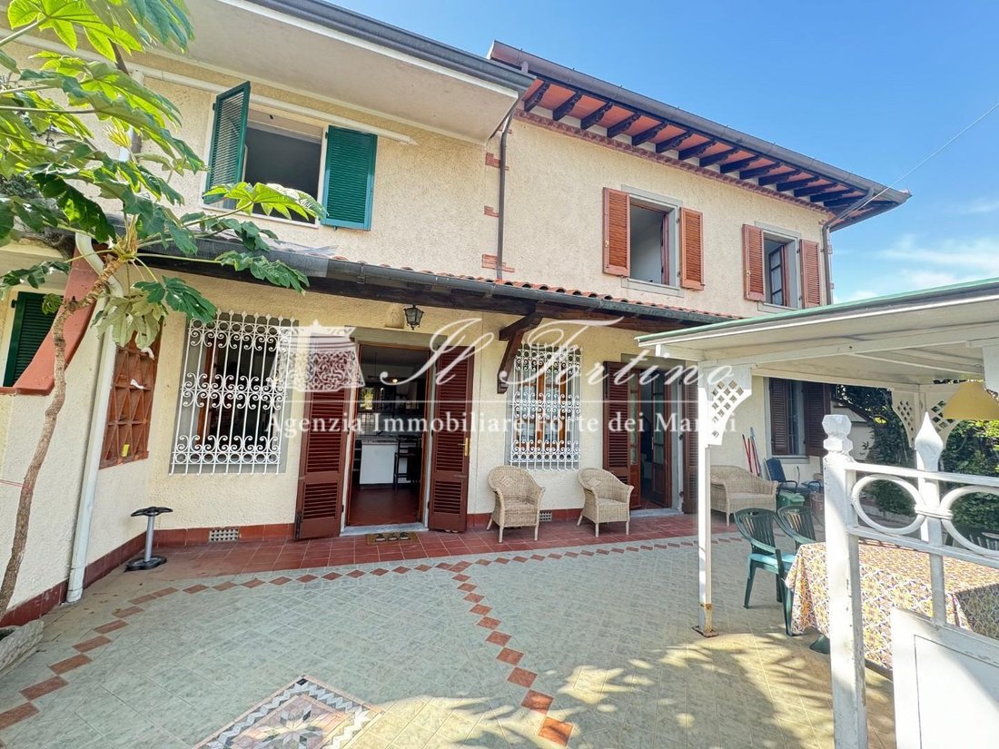 Country House in Center, Forte dei Marmi, Tuscany 1 - 17454571