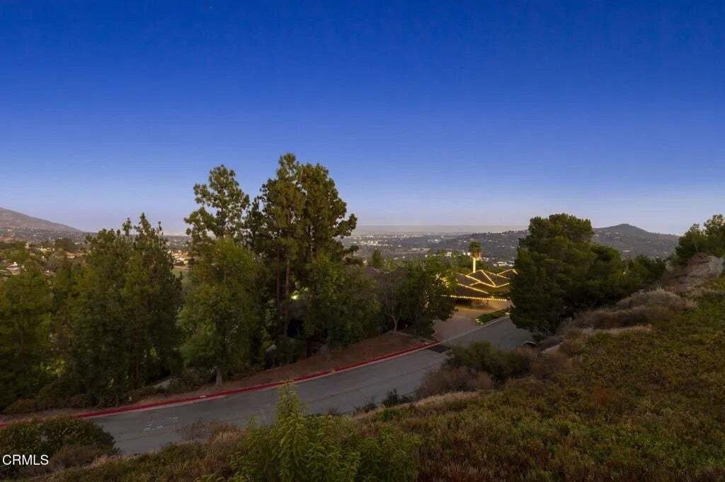 Townhouse in La Cañada Flintridge, California, United States 2 - 18562391