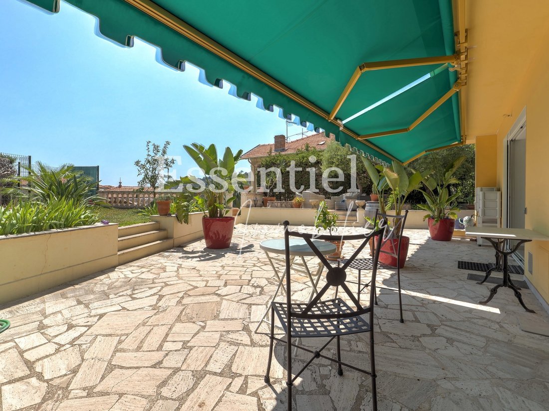 Apartment in Le Port, Villefranche-sur-Mer, France 3 - 18560212
