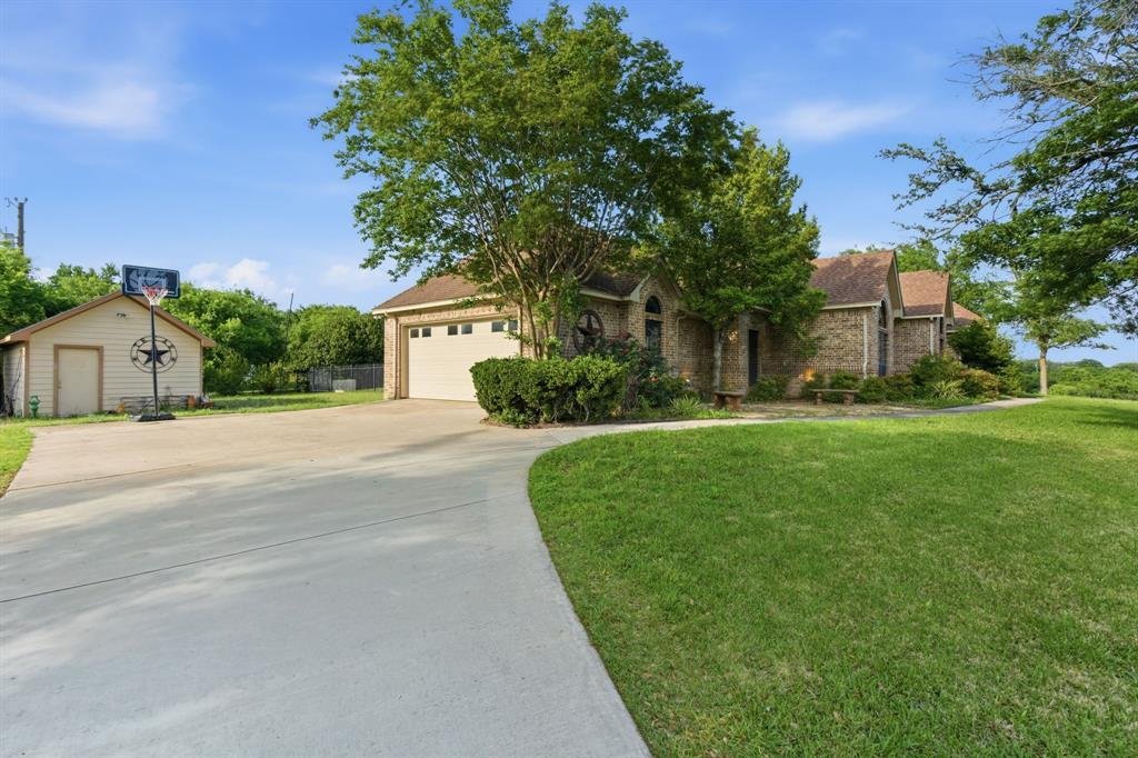 House in Azle, Texas, United States 5 - 18562789