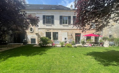 House in Senlis, Hauts-de-France, France 1
