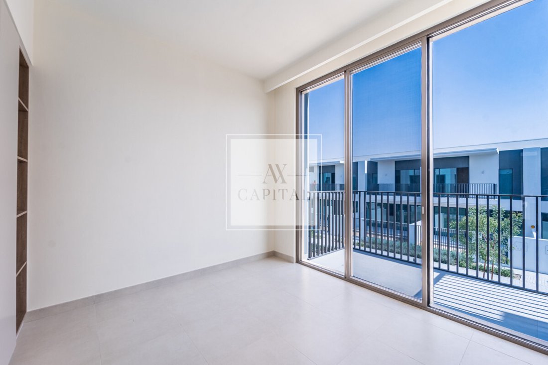 Townhouse in Al Jaddaf, Dubai, United Arab Emirates 3 - 18563816