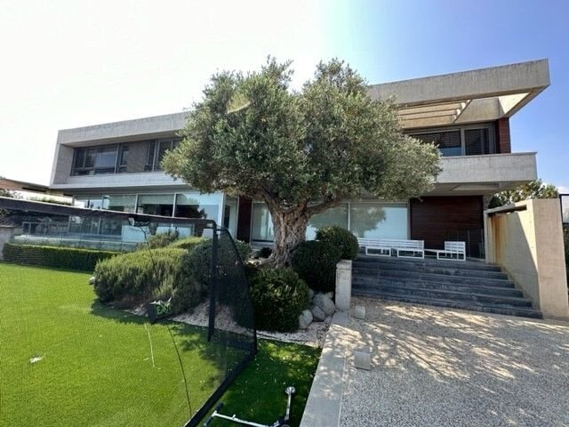 Villa in Agios Athanasios, Limassol, Cyprus 2 - 13202725