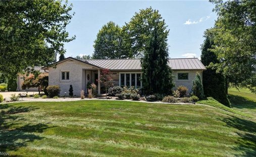 House in Dover, Ohio, United States 1