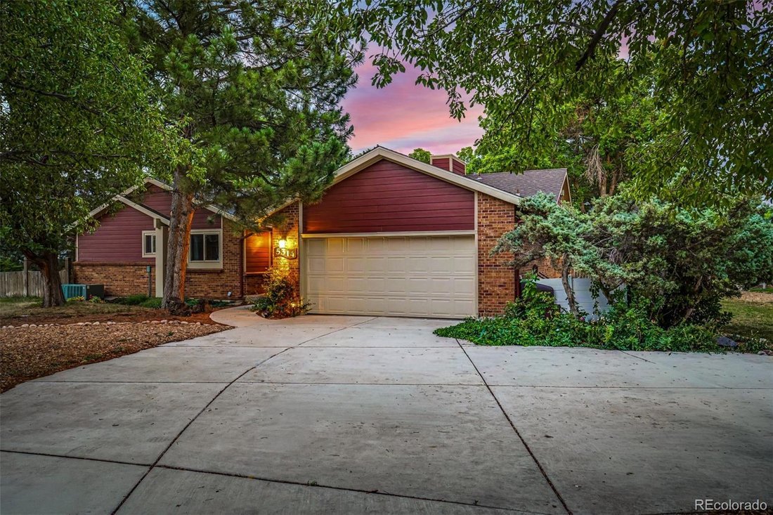 House in Littleton, Colorado, United States 3 - 18558869