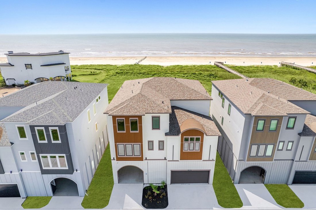 House in Galveston, Texas, United States 2 - 18564157