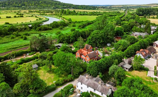 House in Warningcamp, England 1
