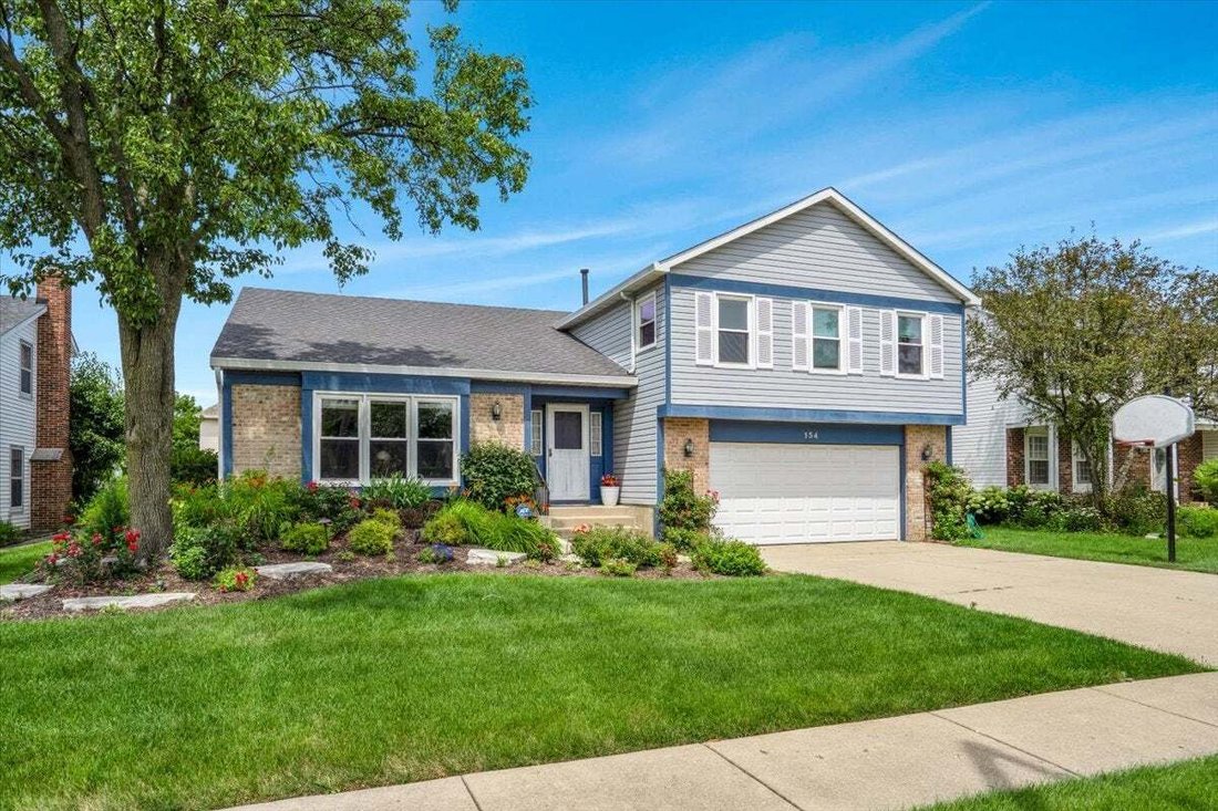 House in Buffalo Grove, Illinois, United States 1 - 18565012