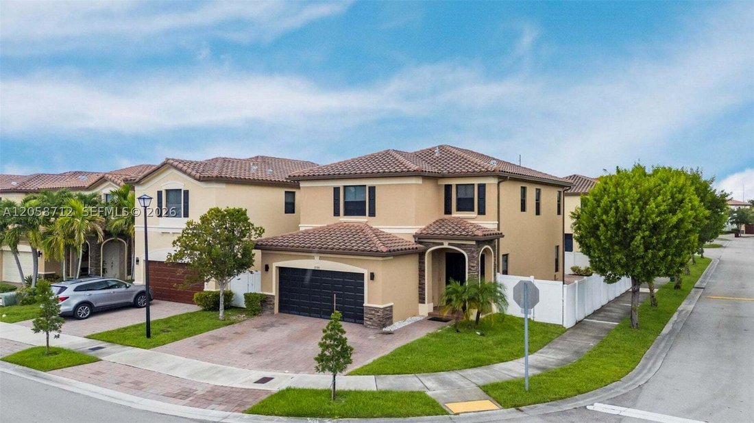 House in Miami Lakes, Florida, United States 2 - 18561963