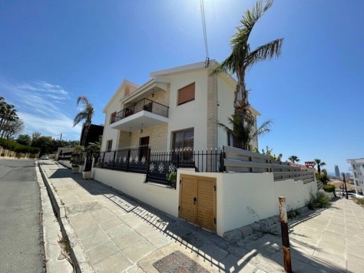 House in Kato Polemidia, Limassol, Cyprus 2 - 13005228