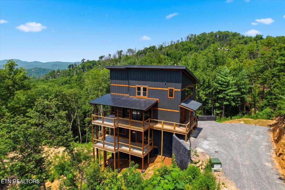 House in Sevierville, Tennessee, United States 2 - 18564886
